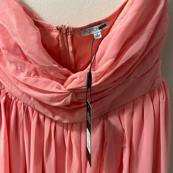 Fashion Nova Bridesmaid/PROM Dress (Small and Large Available) - Picture 11 of 16